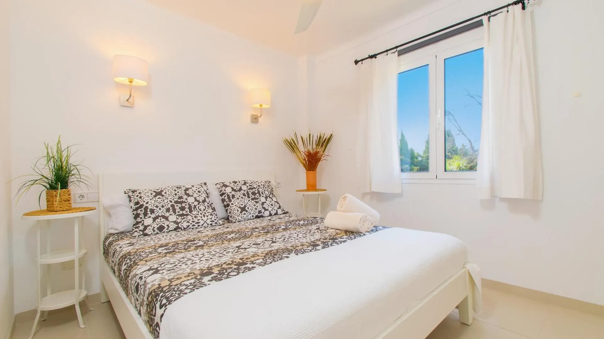 Apartamento Pine Beach By Mallorca Villa Selection Alcúdia 0*,