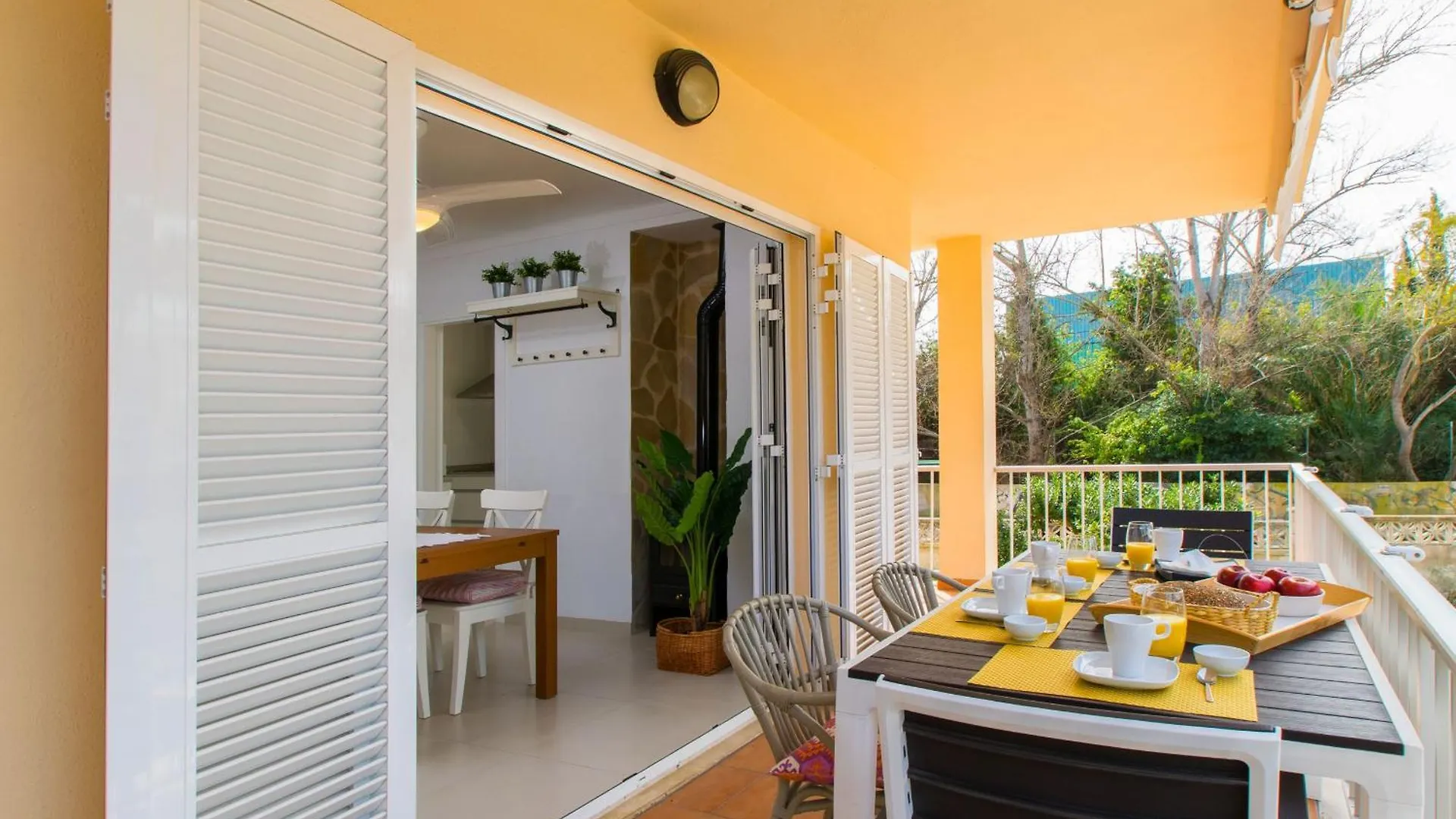 Apartamento Pine Beach By Mallorca Villa Selection Alcúdia