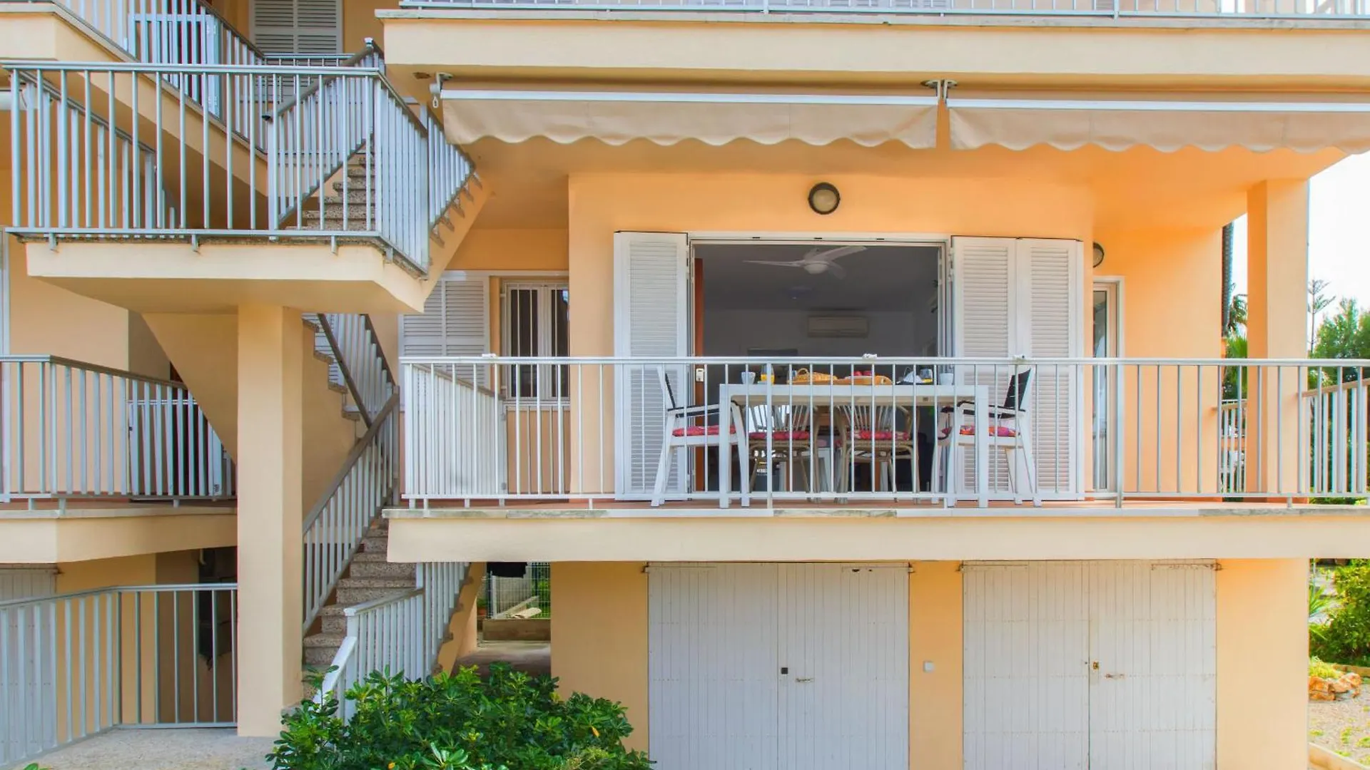 Apartamento Pine Beach By Mallorca Villa Selection Alcúdia